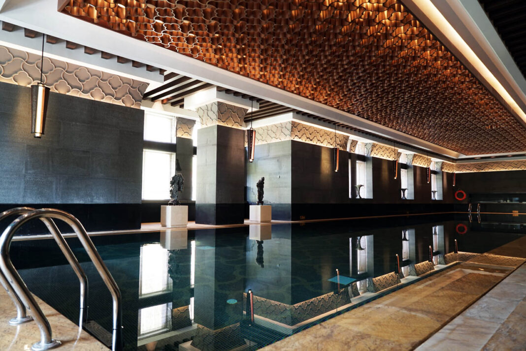 Alternative Medicine: Pros and Cons Alternative Medicine: Pros and Cons